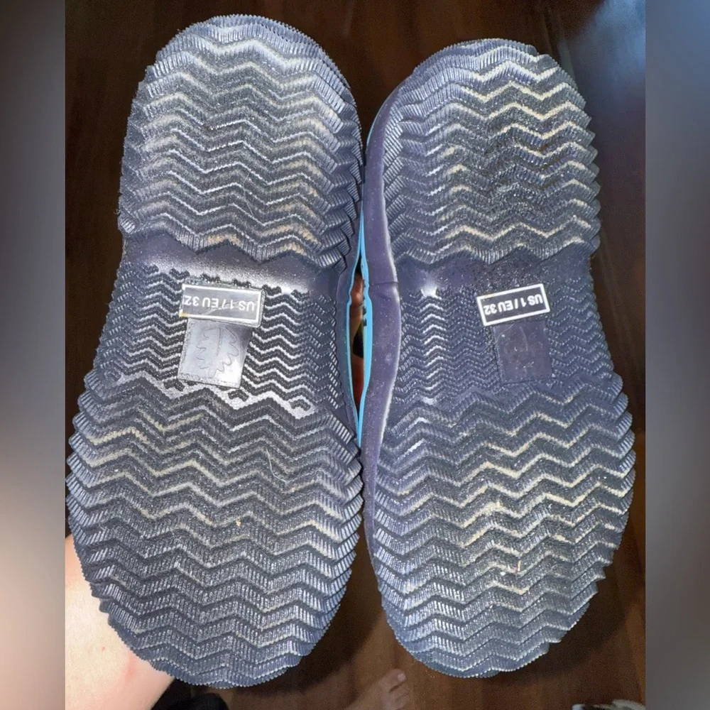 Excellent used condition - Picture 2 of 3